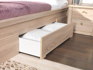 Gulta ar resti Tyler F21