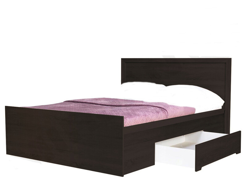 Gulta ar resti Tyler F21