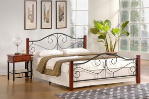 Bed with slatted base ID-16731
