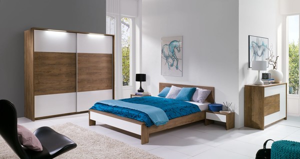 Bed with slatted base ID-17155