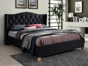 Bed with slatted base ID-17355