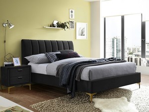 Bed with slatted base ID-20561