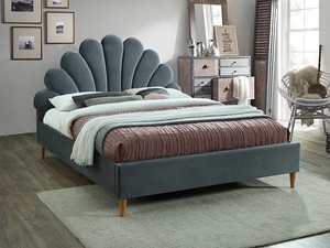 Кровать с решеткой ID-23077