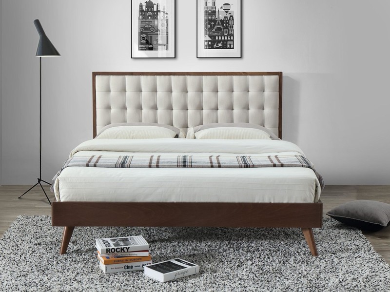 Кровать с решеткой ID-23455