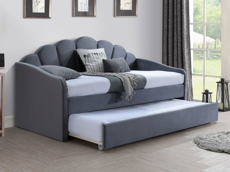 Bed with slatted base ID-25280