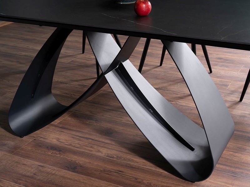 Extendable table ID-27582