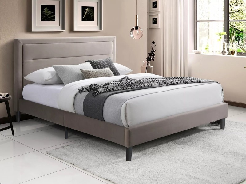 Bed with slatted base ID-29157