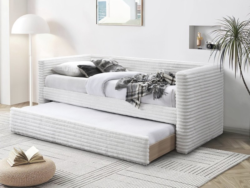 Gulta ar resti ID-29351